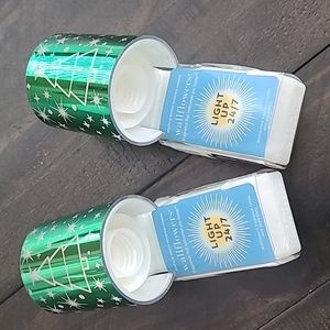NWT CHRISTMAS BATH AND BODY WORKS LIGHT UP PLUG INS SET OF 2